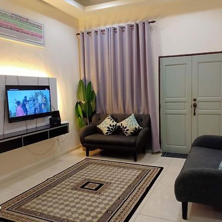 Melissa Homestay Merlimau Buitenkant foto
